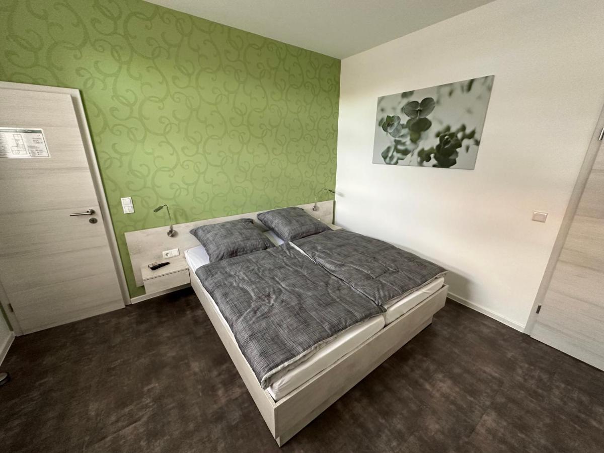 Pension Am Stadtrand Zerbst Exteriör bild