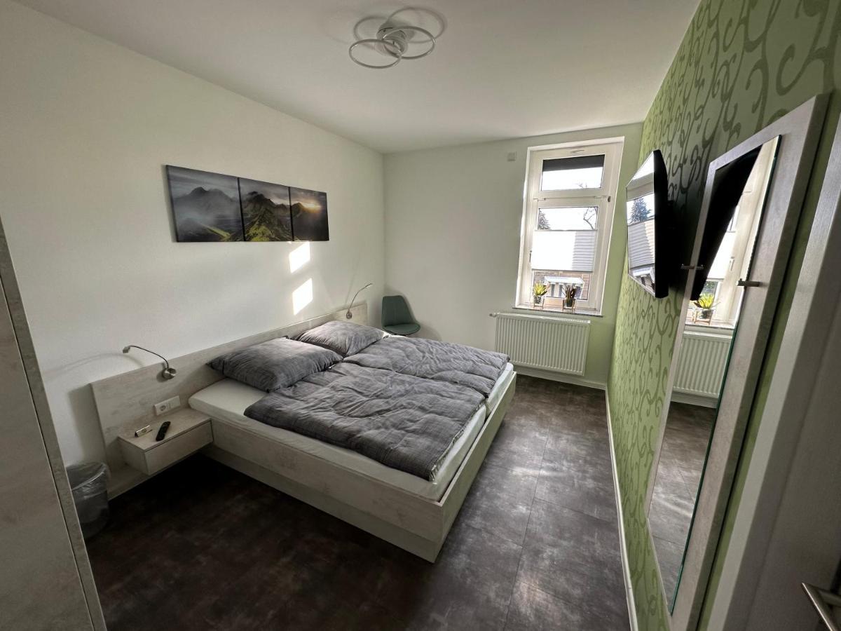 Pension Am Stadtrand Zerbst Exteriör bild